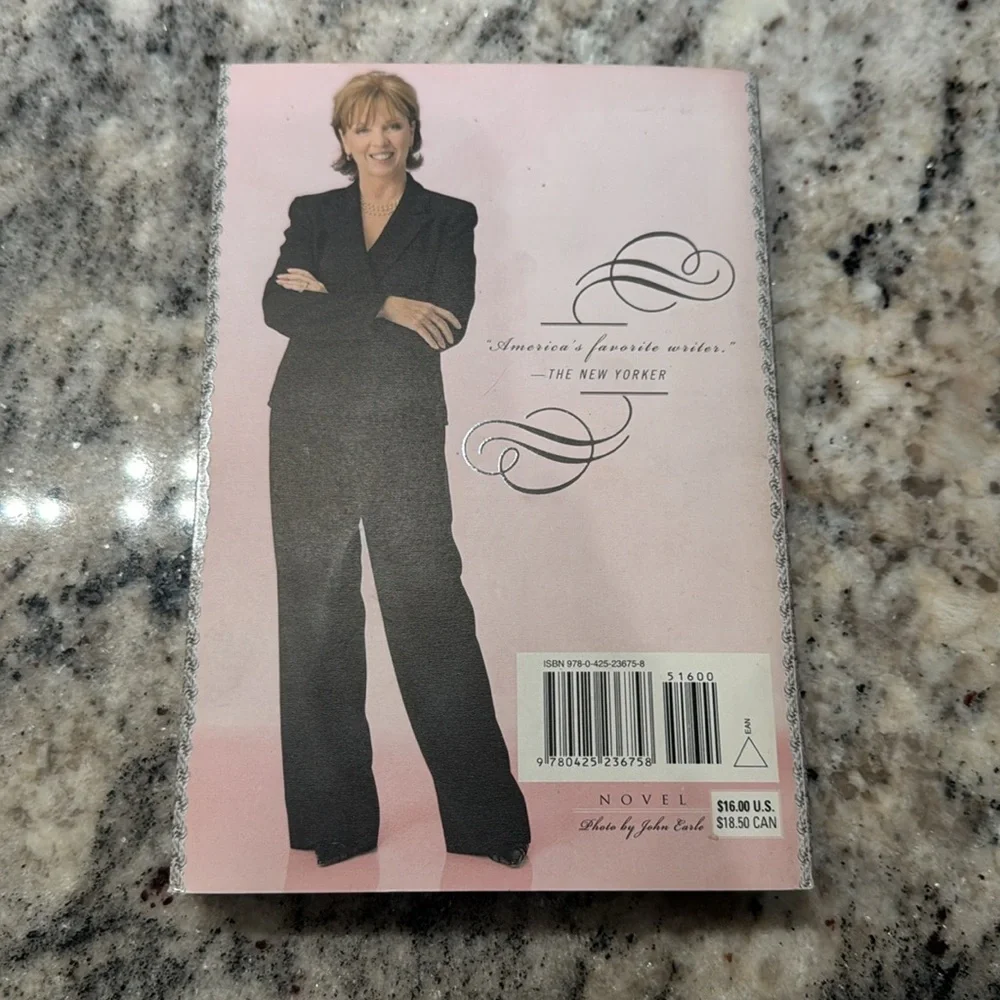 Nora Roberts 'Happy Ever After' paperback book Book four in the Bride Quartet